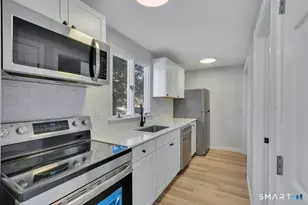 192 Hartford Rd, Manchester, CT 06040 - Photo 2