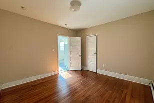 182 Sheridan St, Bridgeport, CT 06610 - Photo 6