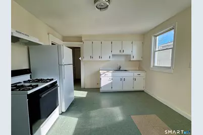 182 Sheridan Street #2, Bridgeport, CT 06610 - Photo 2