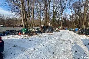 185 Springdale Ave, Meriden, CT 06451 - Photo 8