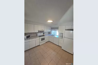 280 Brittany Farms Road #APT E, New Britain, CT 06053 - Photo 10