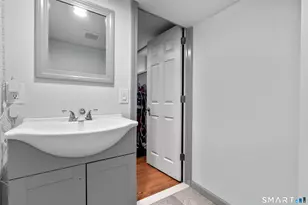 24 Yates St, West Haven, CT 06516 - Photo 22