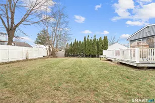 24 Yates St, West Haven, CT 06516 - Photo 26