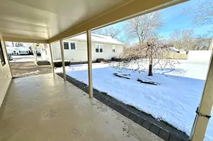 80 Southwest Ave, Windsor Locks, CT 06096 - Photo 20