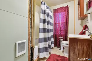 124 Orchard St, Norwich, CT 06360 - Photo 12