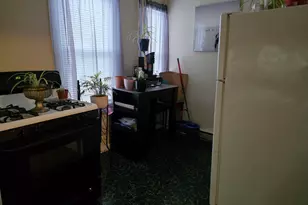 21 S B St, Norwich, CT 06380 - Photo 4