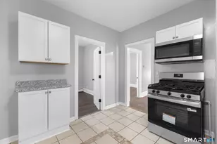 12 Orange St, Hartford, CT 06106 - Photo 8