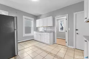 12 Orange St, Hartford, CT 06106 - Photo 10