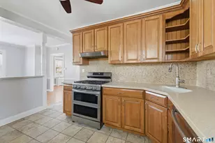 15 Eastview St, Hartford, CT 06114 - Photo 12