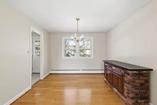 8 Cherryfield Dr, West Hartford, CT 06107 - Photo 8