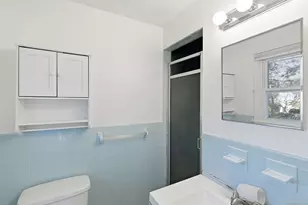 8 Cherryfield Dr, West Hartford, CT 06107 - Photo 18