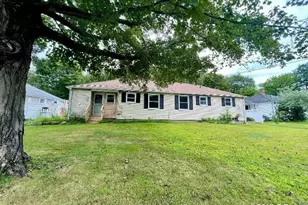 180 Circle Dr, Litchfield, CT 06750 - Photo 1