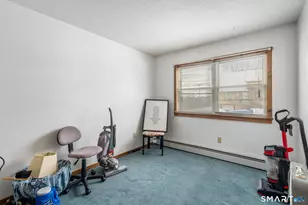 2 Cathy Ln, Waterbury, CT 06704 - Photo 12