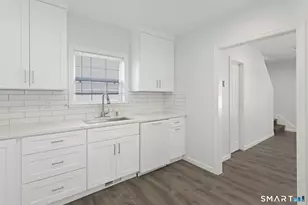 377 Hope St, Stamford, CT 06906 - Photo 10