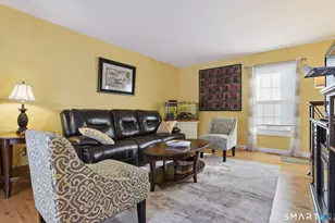 348 Monaco Ln, Glastonbury, CT 06033 - Photo 4