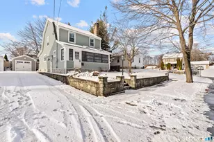 58 Cowles St, Milford, CT 06461 - Photo 2