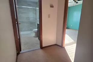 157 Jackson St, Ansonia, CT 06401 - Photo 8