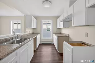 570 Zion St, Hartford, CT 06106 - Photo 4