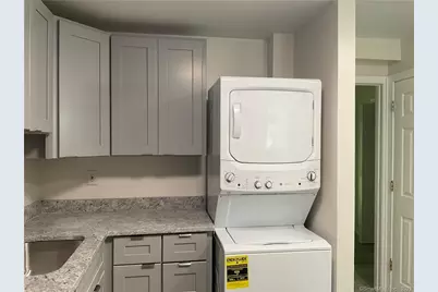 1271 Washington Street #5, Middletown, CT 06457 - Photo 4