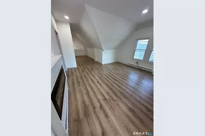 27 E Nineth Street, Derby, CT 06418 - Photo 12