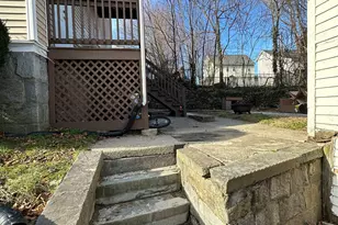 27 E Nineth St, Derby, CT 06418 - Photo 2