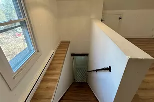 27 E Nineth St, Derby, CT 06418 - Photo 4