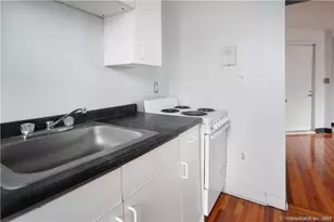 768 State St, New Haven, CT 06511 - Photo 2