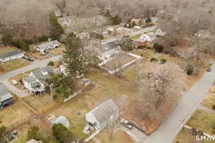 61 Flyers Dr, Norwich, CT 06360 - Photo 6