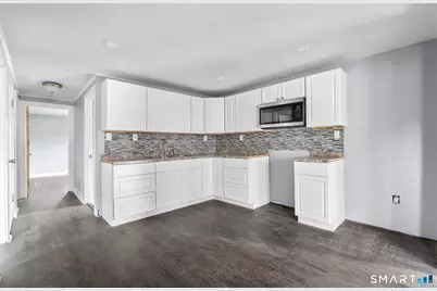 61 Flyers Drive, Norwich, CT 06360 - Photo 8