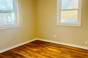 10 Baltic St, Hartford, CT 06112 - Photo 8