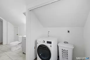 590 N Walnut St, Waterbury, CT 06704 - Photo 22