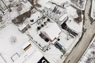 590 N Walnut St, Waterbury, CT 06704 - Photo 10