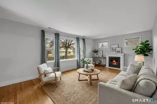 46 Eddy St, Watertown, CT 06779 - Photo 2