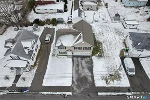 50 Paxton St, Watertown, CT 06779 - Photo 2