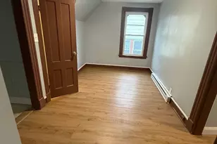 300 Willow St, Waterbury, CT 06710 - Photo 4