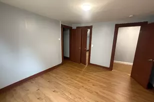 300 Willow St, Waterbury, CT 06710 - Photo 2