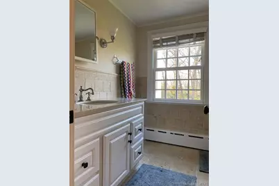 231 Turtle Back Road, New Canaan, CT 06840 - Photo 24