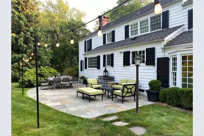 231 Turtle Back Road, New Canaan, CT 06840 - Photo 6