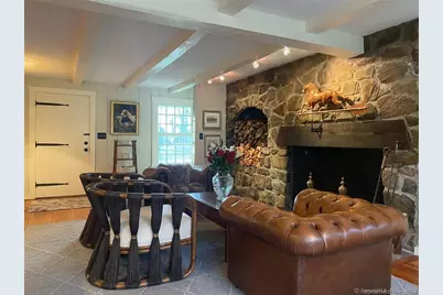 231 Turtle Back Road, New Canaan, CT 06840 - Photo 10