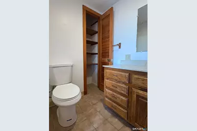 278 Chamberlain Road #In Law Studio, Middletown, CT 06457 - Photo 2