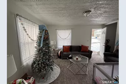 13 Valley Place North, New Haven, CT 06515 - Photo 6