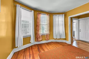 22 Roosevelt St, Bridgeport, CT 06608 - Photo 10