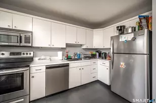 11 Boulevard Dr, Danbury, CT 06810 - Photo 8