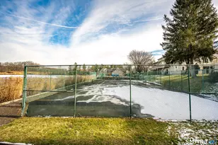 11 Boulevard Dr, Danbury, CT 06810 - Photo 24