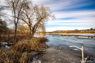 11 Boulevard Dr, Danbury, CT 06810 - Photo 28