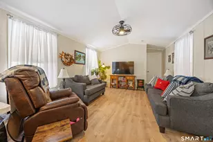 10 Meadow Rd, Southington, CT 06489 - Photo 6