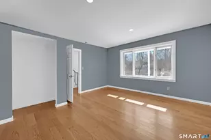 254 Broad St, Norwich, CT 06360 - Photo 16