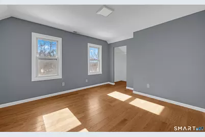 254 Broad Street, Norwich, CT 06360 - Photo 18