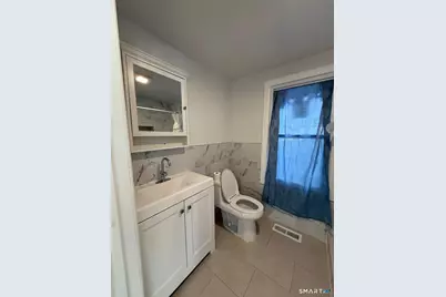 254 Broad Street, Norwich, CT 06360 - Photo 10