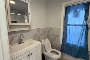 254 Broad St, Norwich, CT 06360 - Photo 10